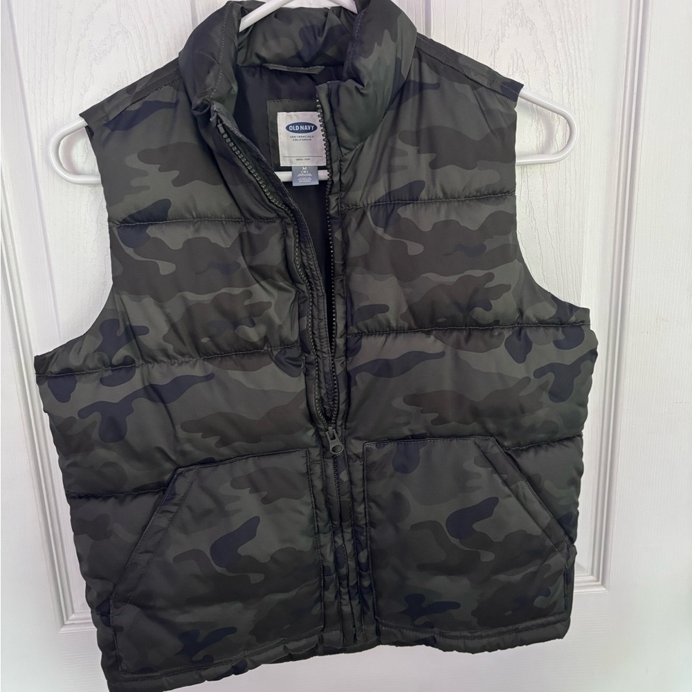 Old Navy Kids Camo Puffer Vest